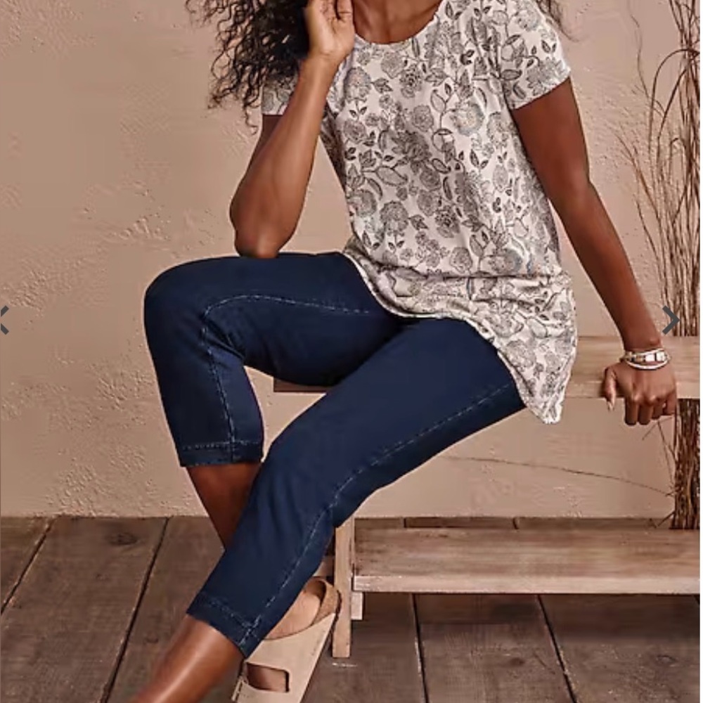 J. Jill Indigo Denim Knit Ponte Crops - Picture 2 of 15